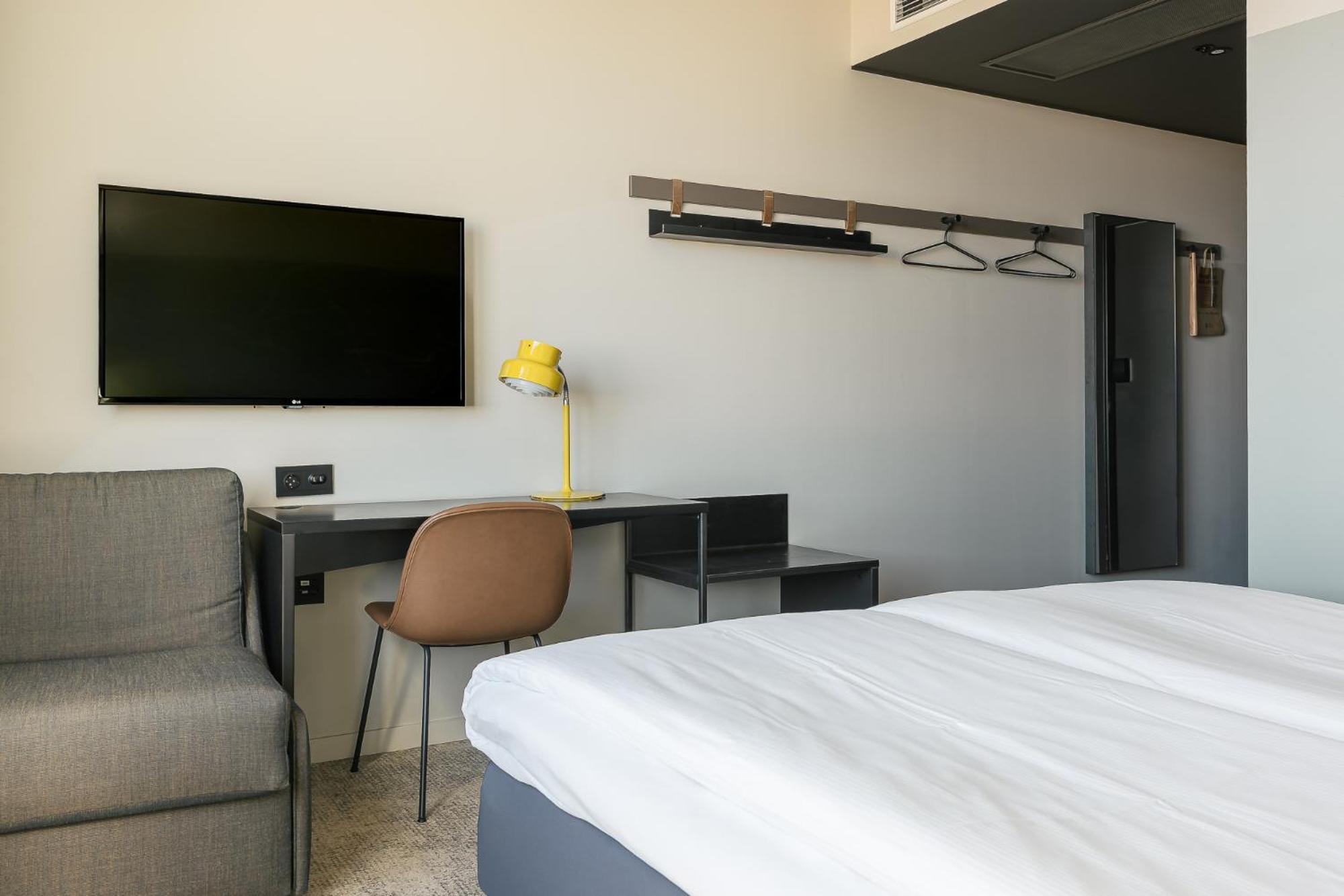 Comfort Hotel Vaesteras Bagian luar foto